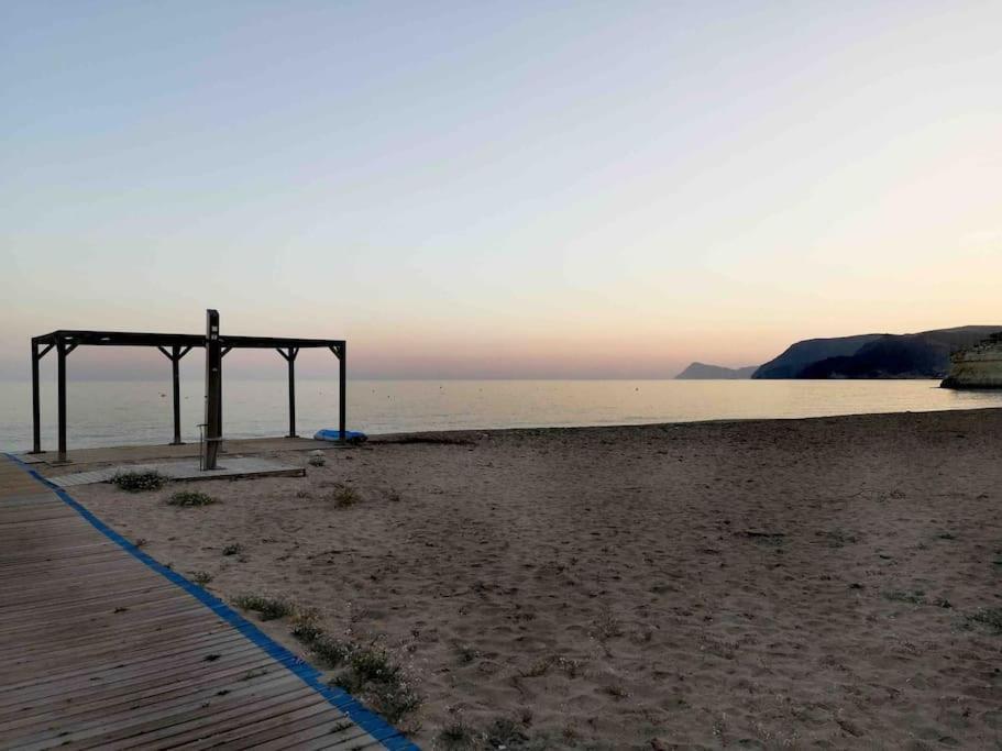 Апартаменты El Playaiso De Aguamarga Агуа-Амарга Экстерьер фото